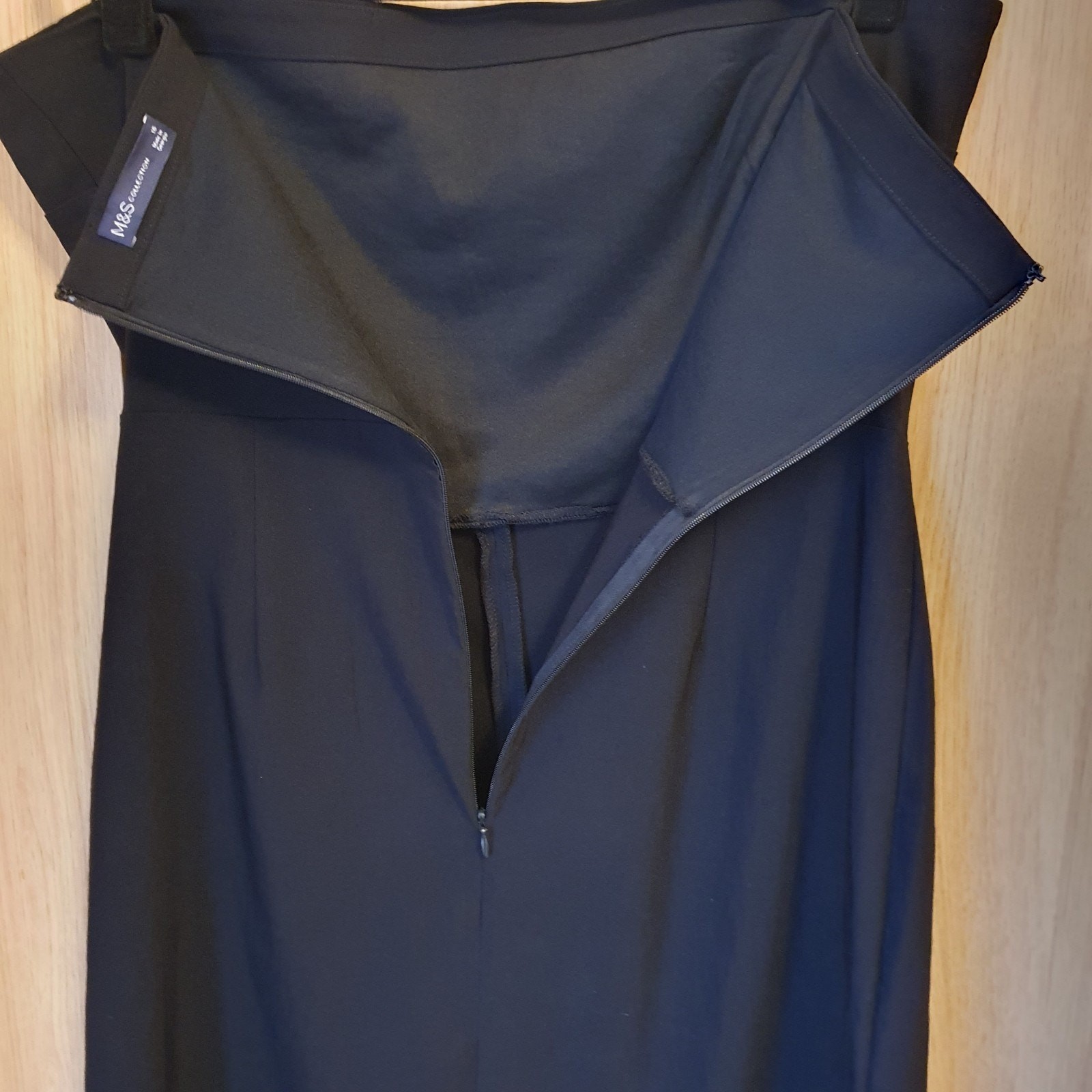Marks & Spencer Strapless Dress Classic Minimalist Quiet Luxury Size 16 Black