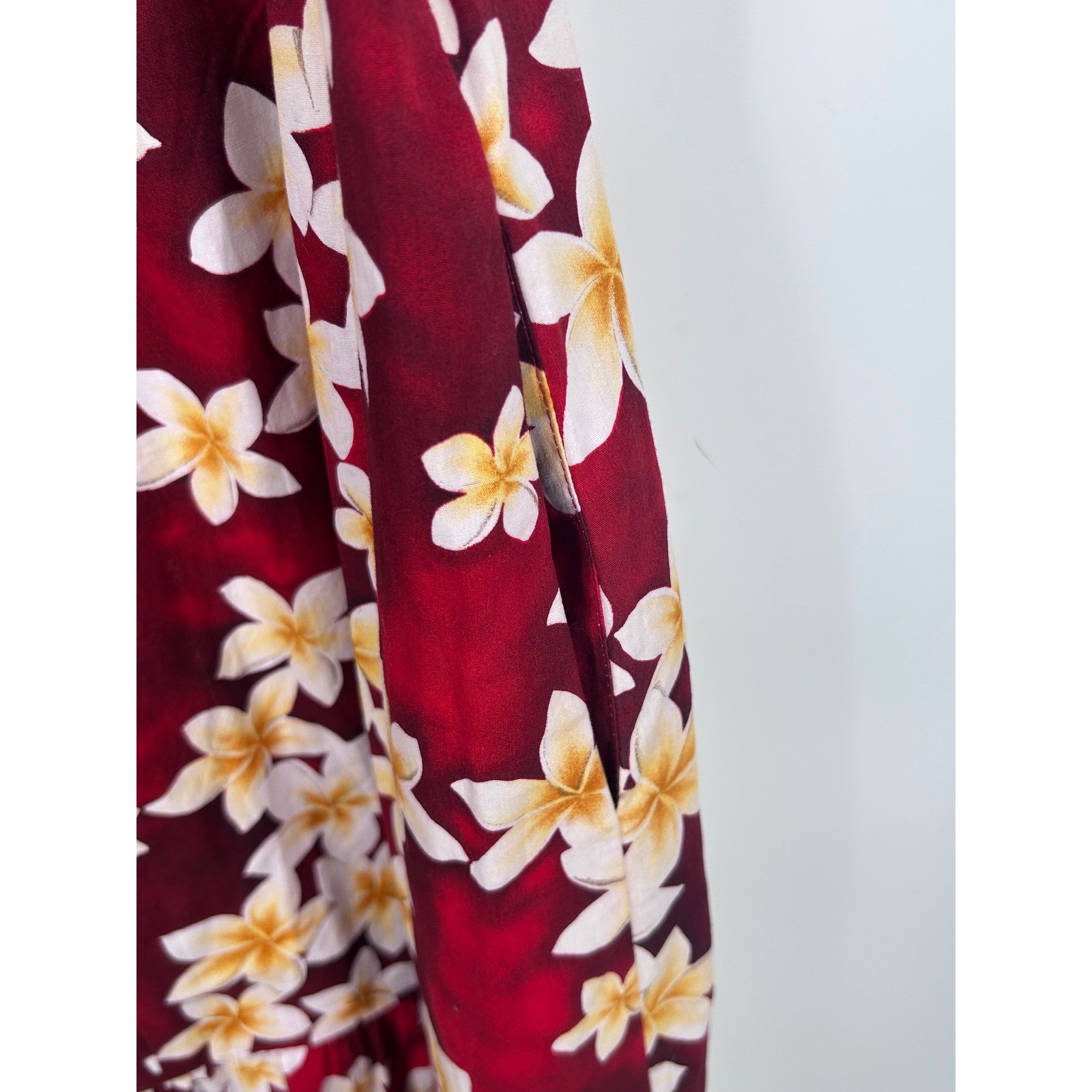 Hilo Hattie MEDIUM Red Plumeria Floral Muumuu Dress Made in Hawaii – CJ