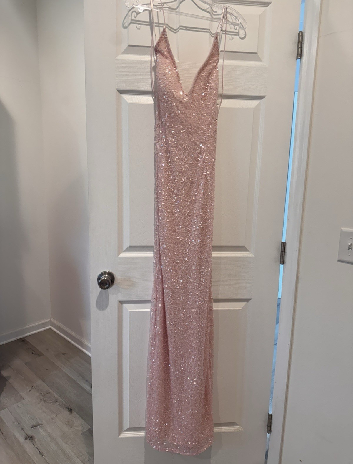 Scala Size 0 Pink Sequin Mesh V-Neck Strappy Sleeveless Long Gown Dress