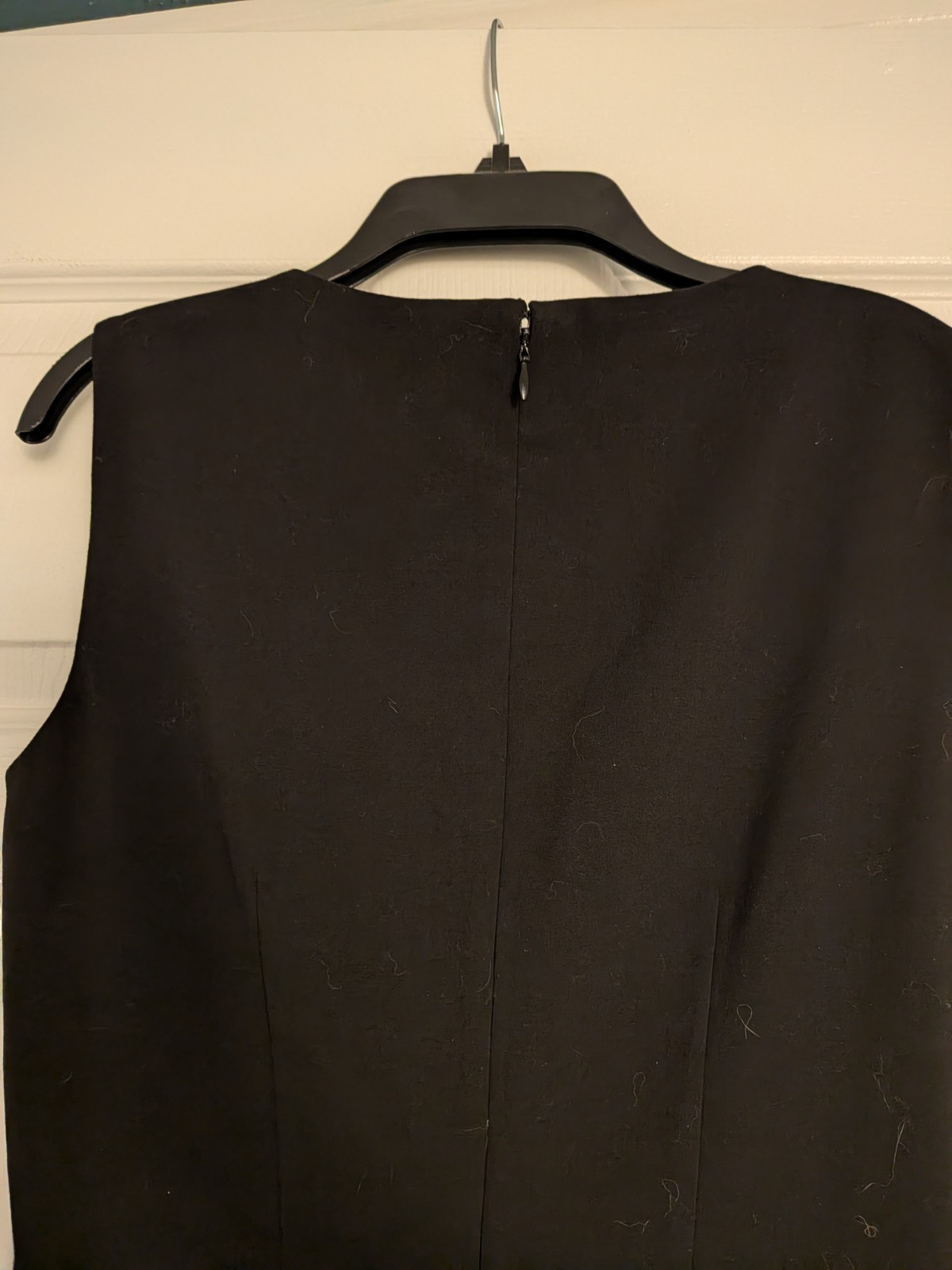 Calvin Klein LBD, Slightly Flared, Keyhole Neck With Hook, Back Zip, Lined Sz 8