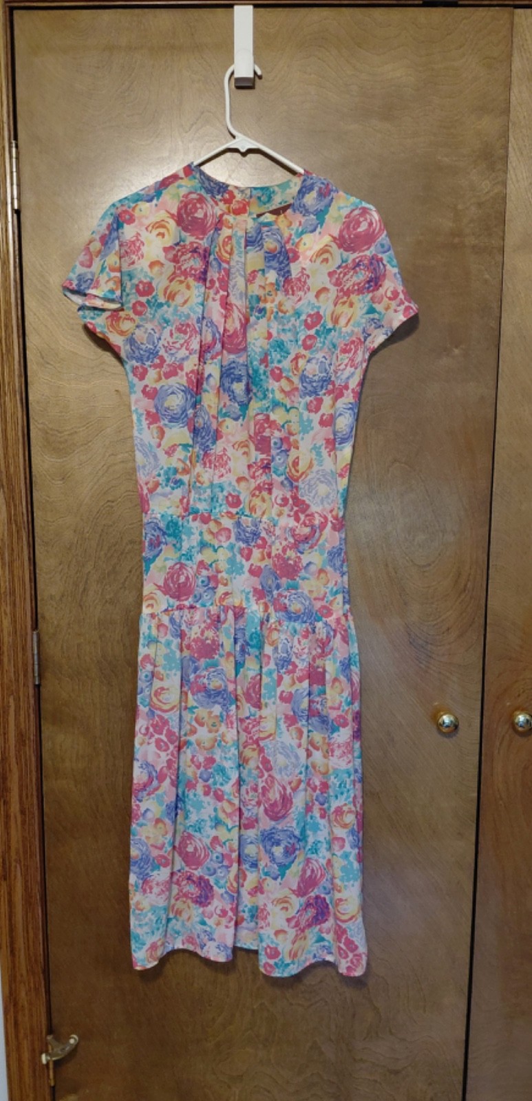 Dress size 6 Mindy brand floral design, midi