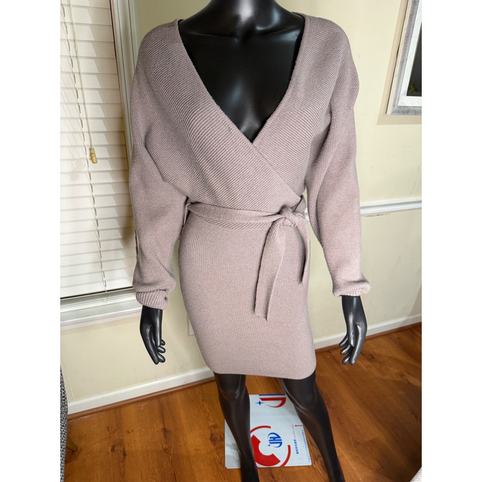 Forever 21 Womens Mauve Taupe Ribbed Knit Wrap V-Neck Tie Waist Sweater Dress M