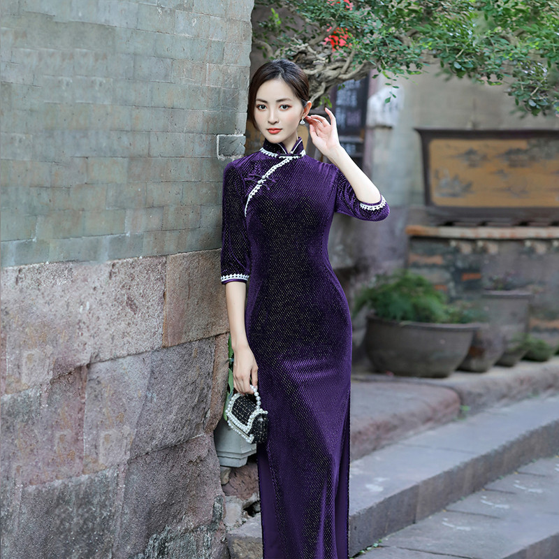 Young Lady Improved Cheongsam Split Shining Dress Long Velvet Qipao ChineseStyle