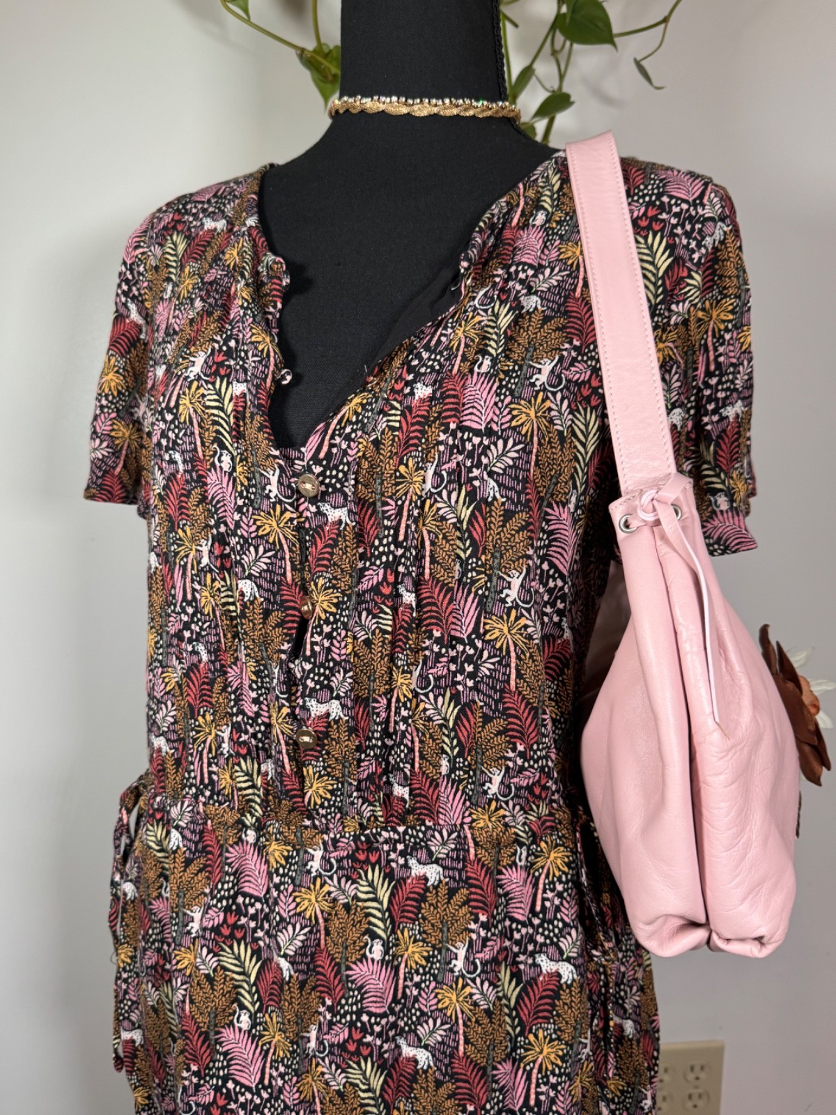 Loft Womens Paradise Lost Mini Dress Size S Jungle Animal Pintuck Pleat Cats