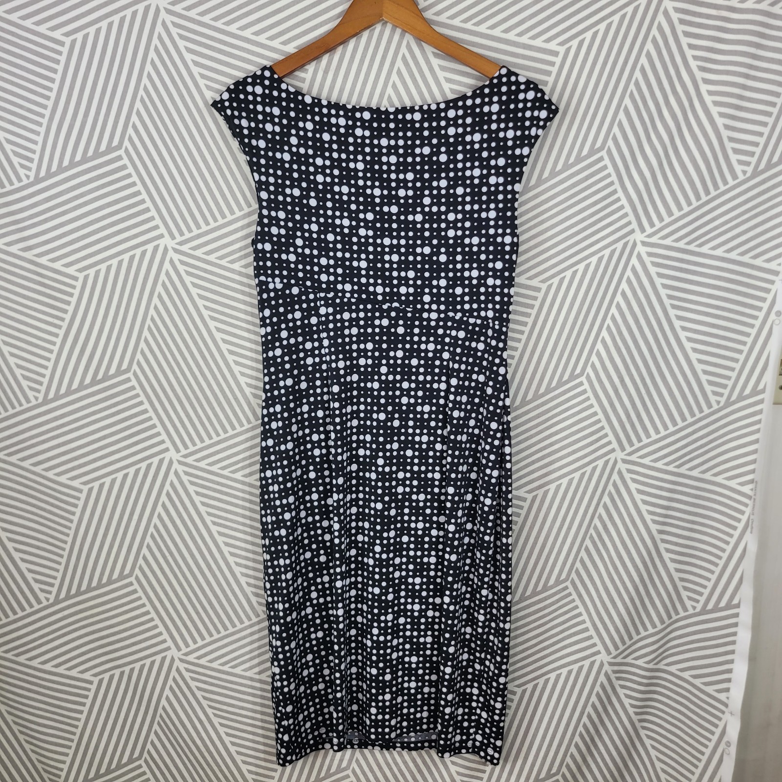 Connected Dress Size 12 Evening Dress Ruched Waist Special Event Black White