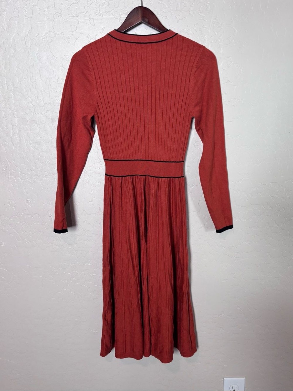 Zesica Rib Knit Pleated Midi Dress Rust Long Sleeve Women’s Medium