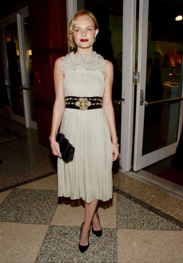 Rare Chloe Fall/Winter 2007 Frothy Pastel Green Embellished Pleated Silk Dress