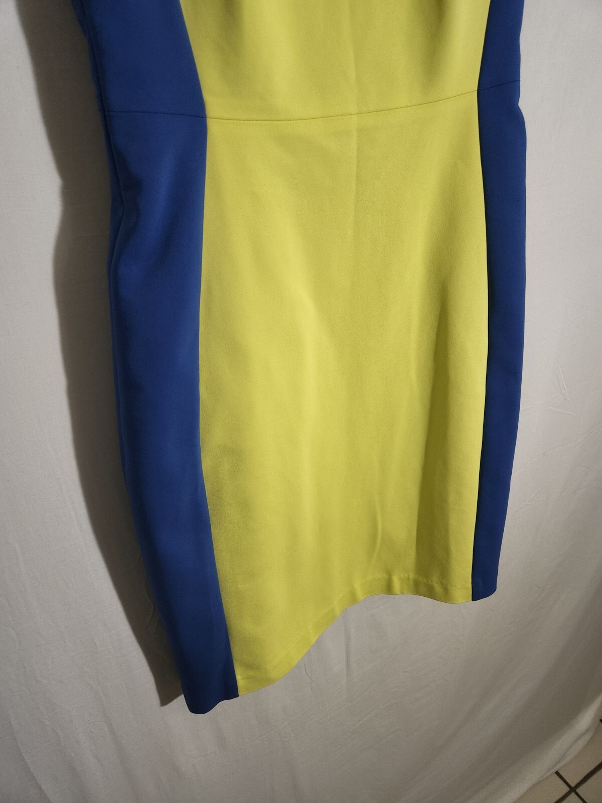 Belle Badgley Mischka Pencil Sheath Dress Womems Size 2 Yellow Blue Color Block
