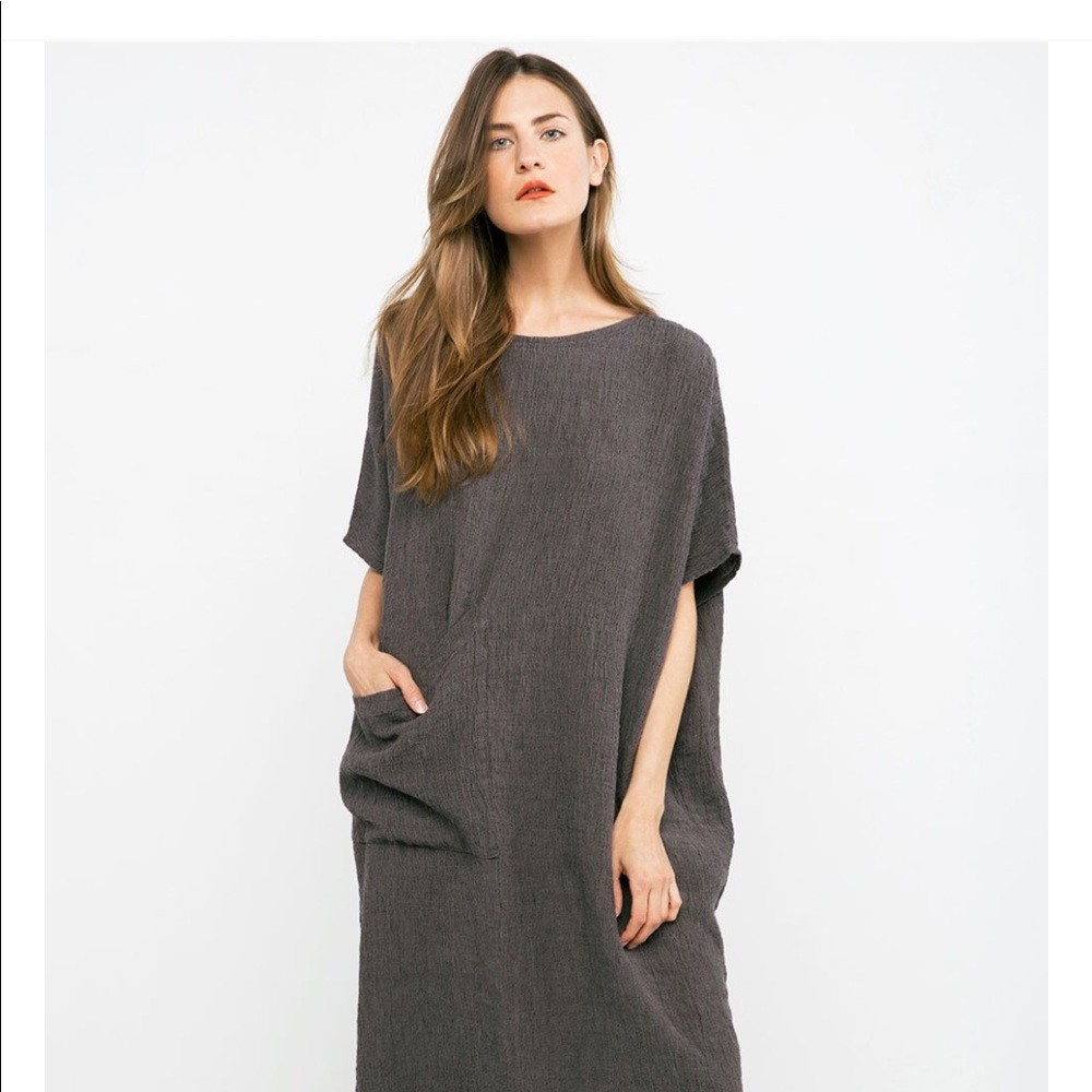 ELIZABETH SUZANN Harper Midi Maxi Pocket Dress in Pepper Gray Crinkle 100% Linen