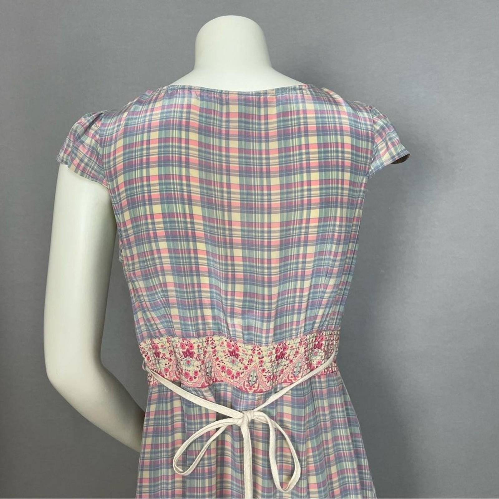 Plenty by Tracy Reese Wrap Dress Silk Plaid Women 10 Cap Sleeves Feminine V-Neck