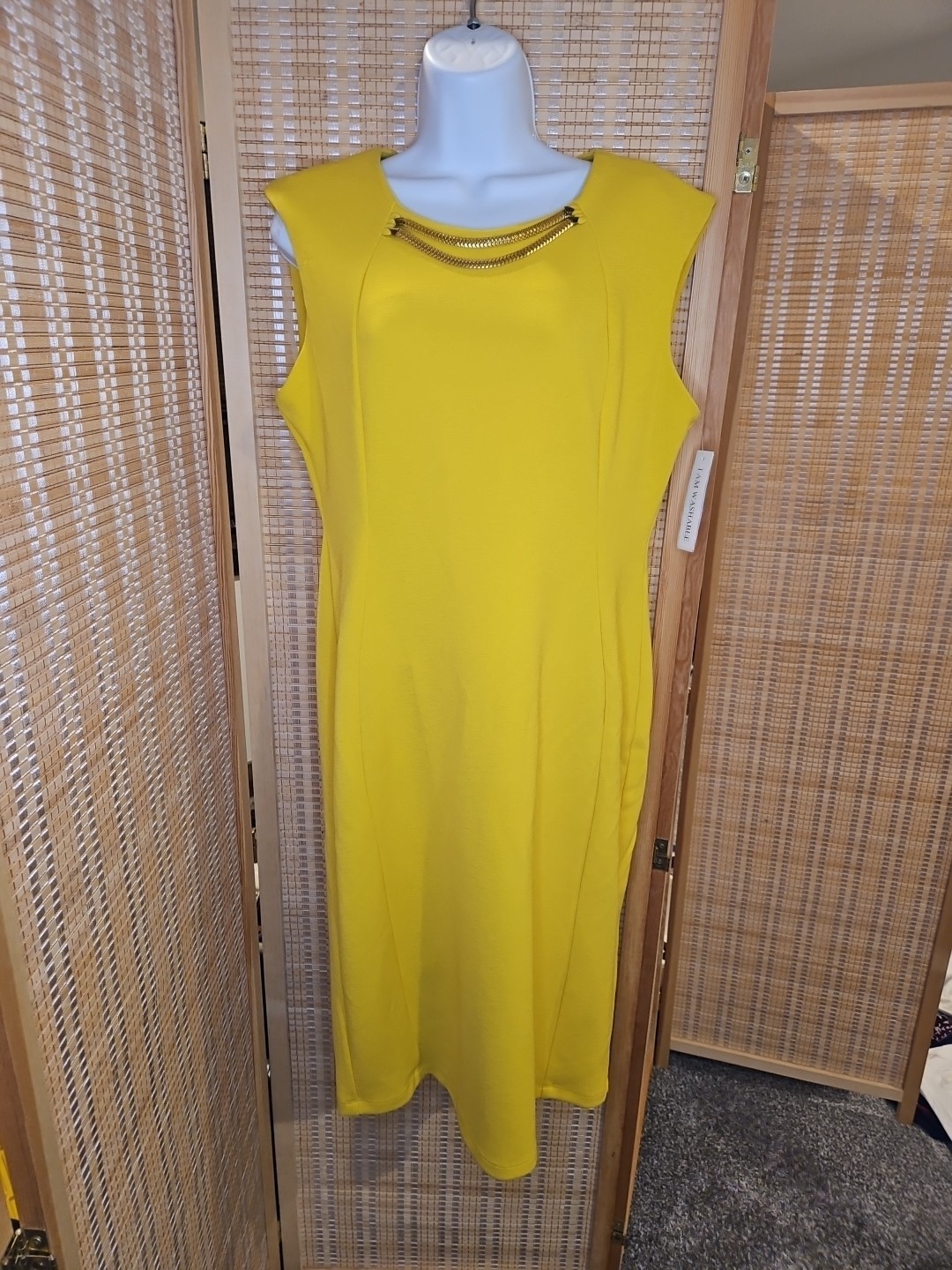 NEW Shelby & Palmer Yellow Gold Chain Sleeveless Knit Mini Sheath Dress Size 12