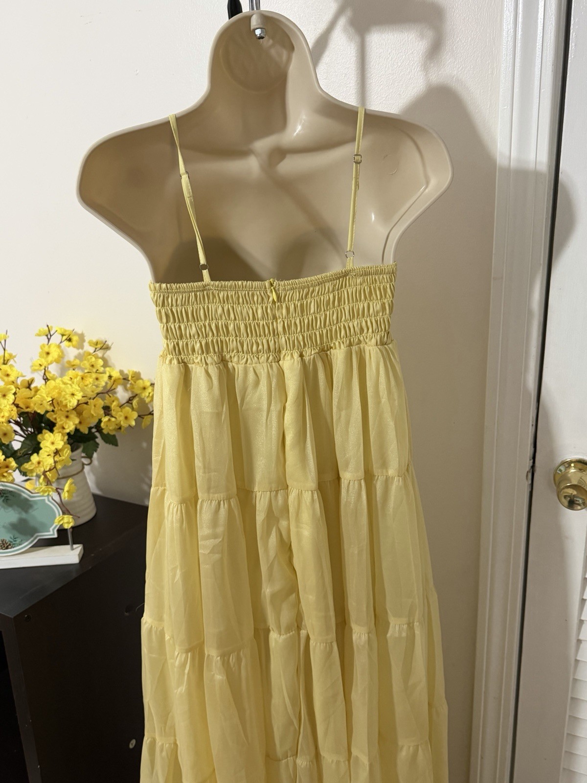 Women’s Yellow Solid Sweetheart Strappy Ruched Tiered Maxi Dress Long S