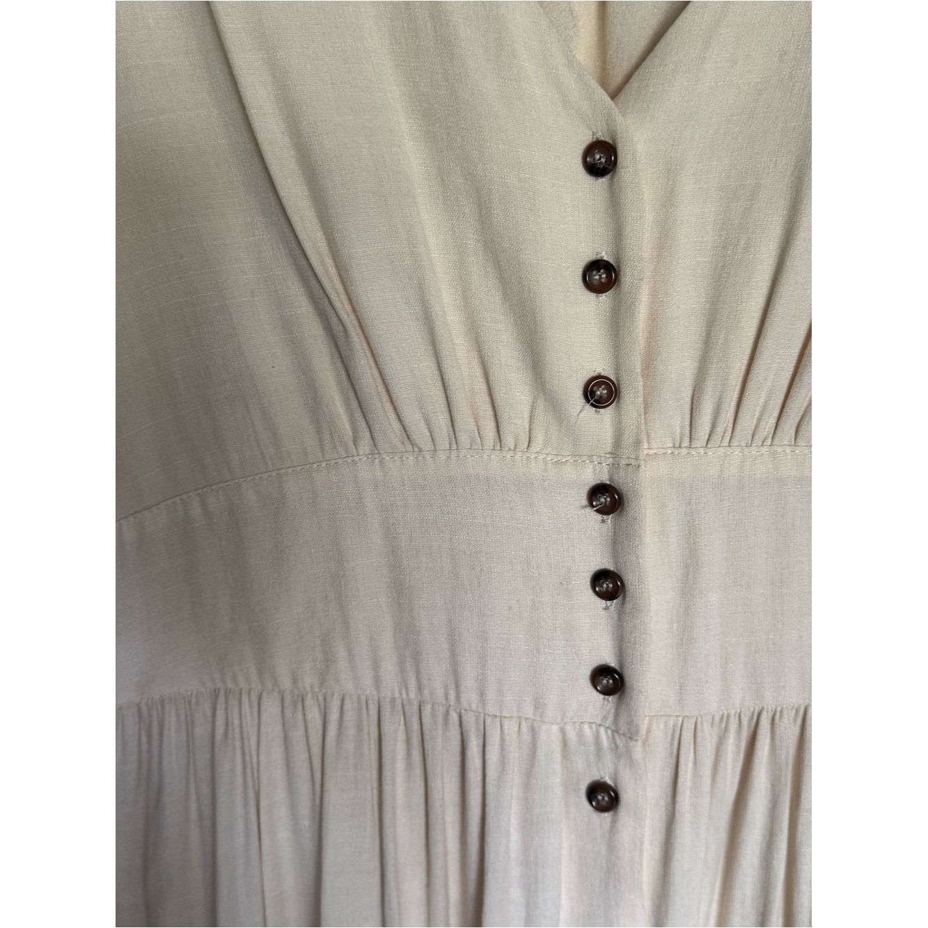 Cream V-Neck Button-Front Midi Dress With Pockets! Size M