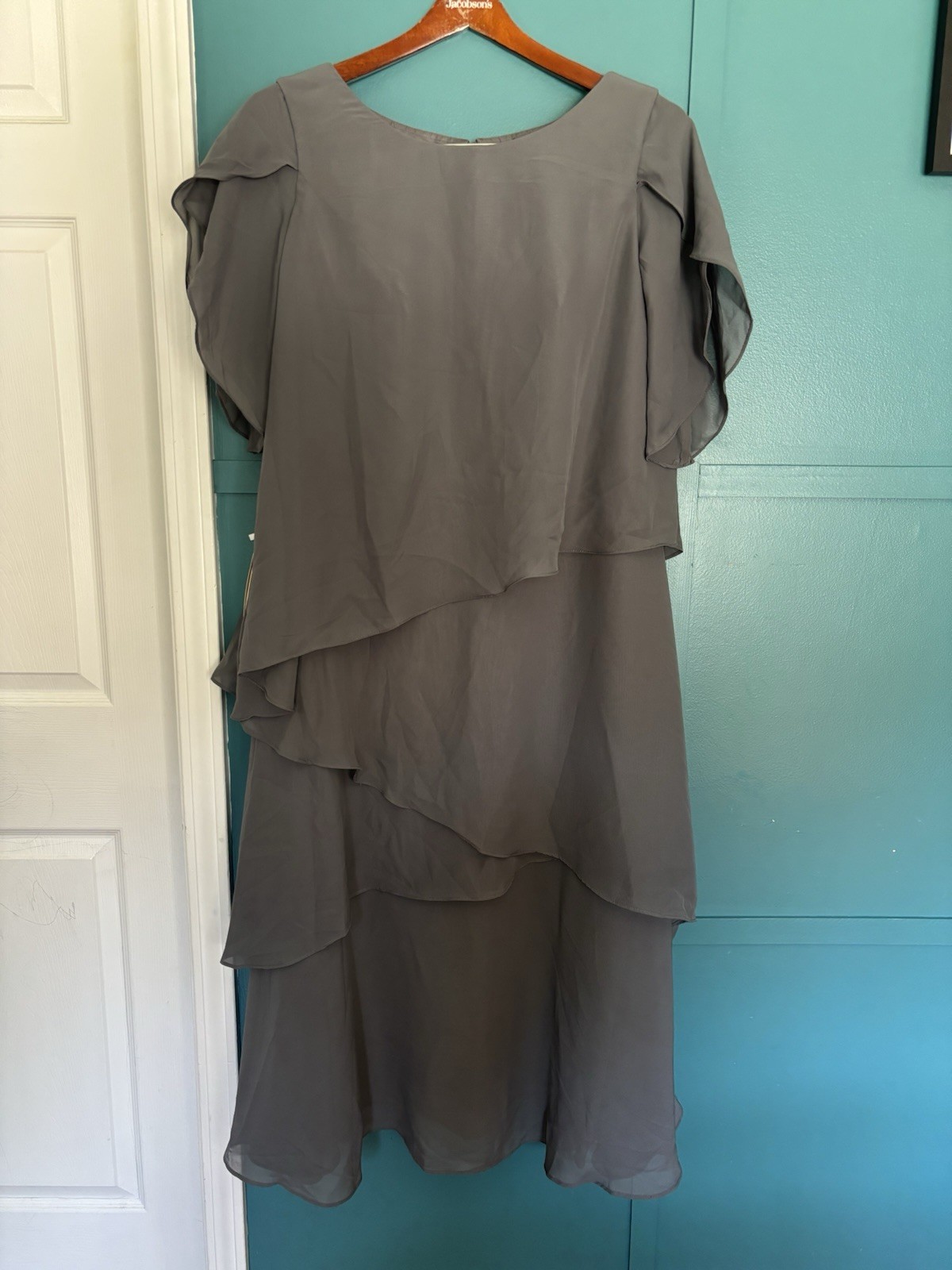NWT Witness of Love Women’s Gray Layered Maxi Dress with Flutter Sleeves