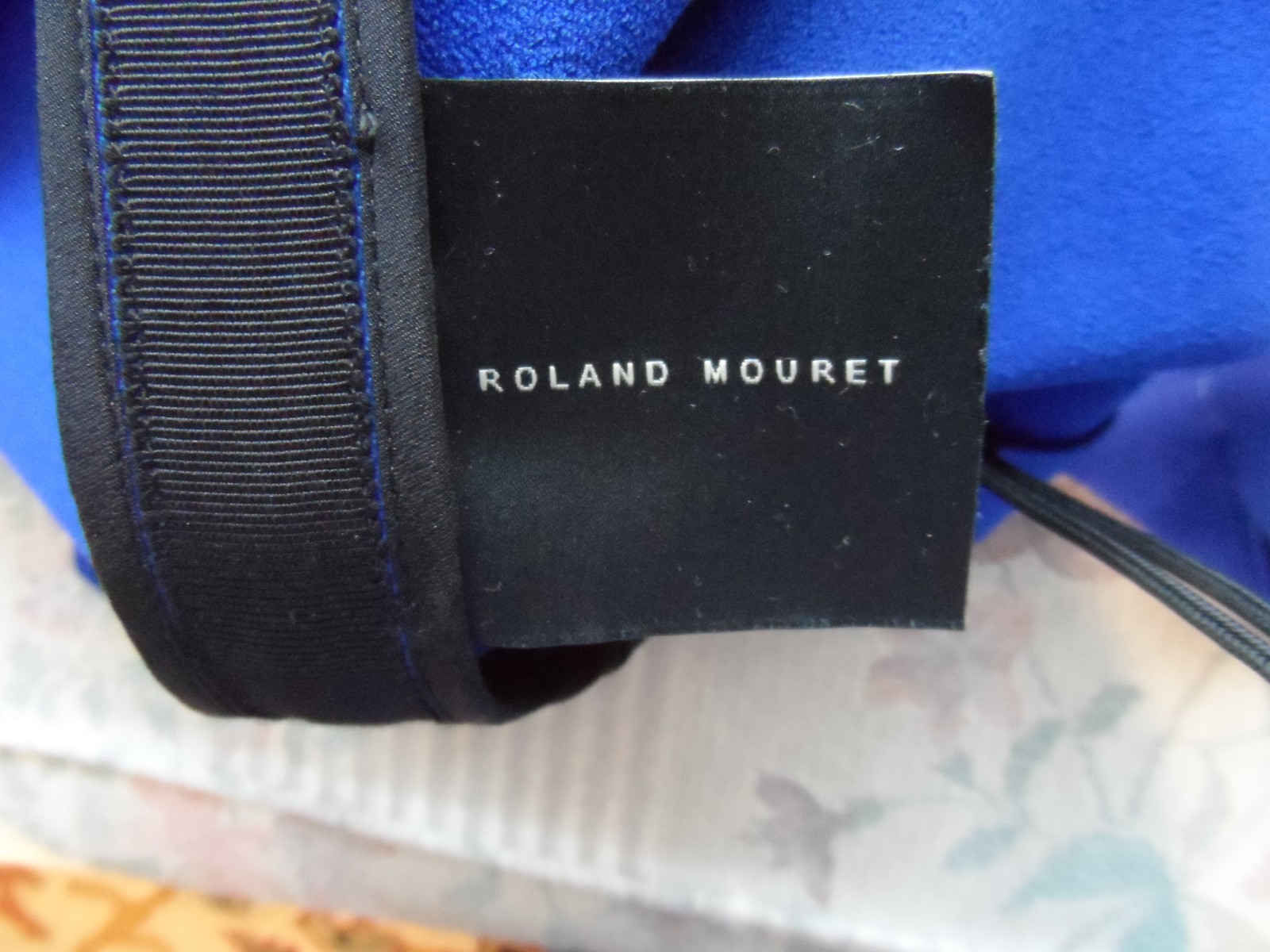 Roland Mouret Cobalt Blue Asymmetric Hem V-Neck Sheath Dress – Size US 2