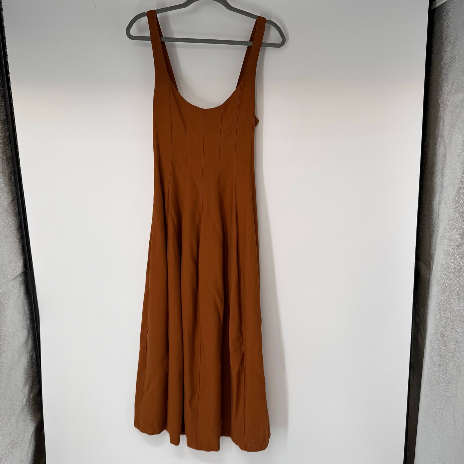 En Saison A-Line Midi Dress Womens XS Brown Sleeveless Scoop Neck Pleated Skirt