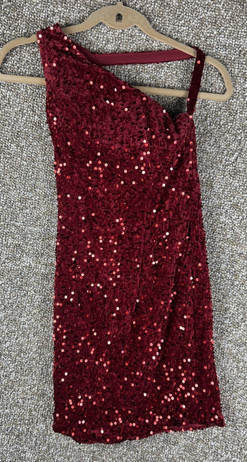 Red Sequin One Shoulder Short Mini Dress Womens Size 2 HoCo Prom Glam