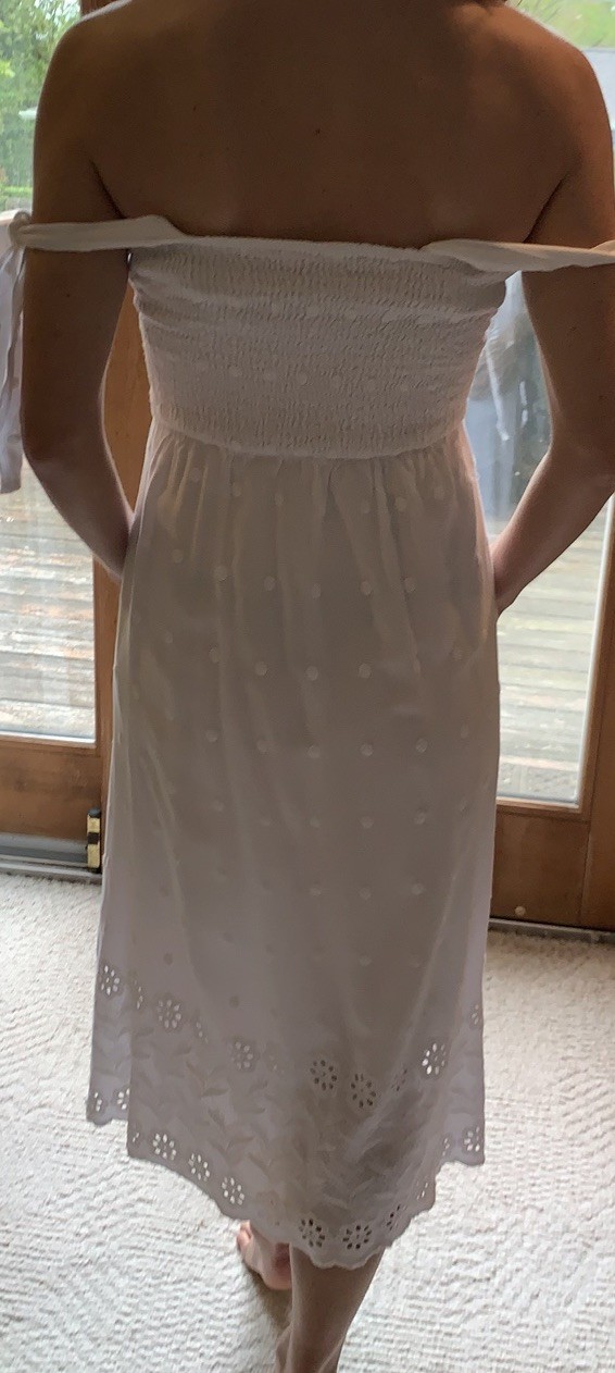 White summer long cotton eyelet dress tie sleeveless scalloped design edge Sm
