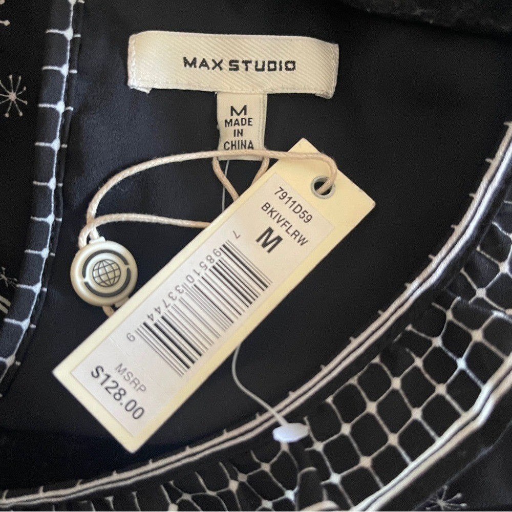 NWT MAX STUDIO Long Ruffle Sleeve Black & White Mini Shift Dress, Medium