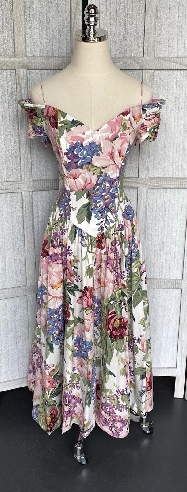 Vintage Moda International Off-Shoulder Floral Midi Dress