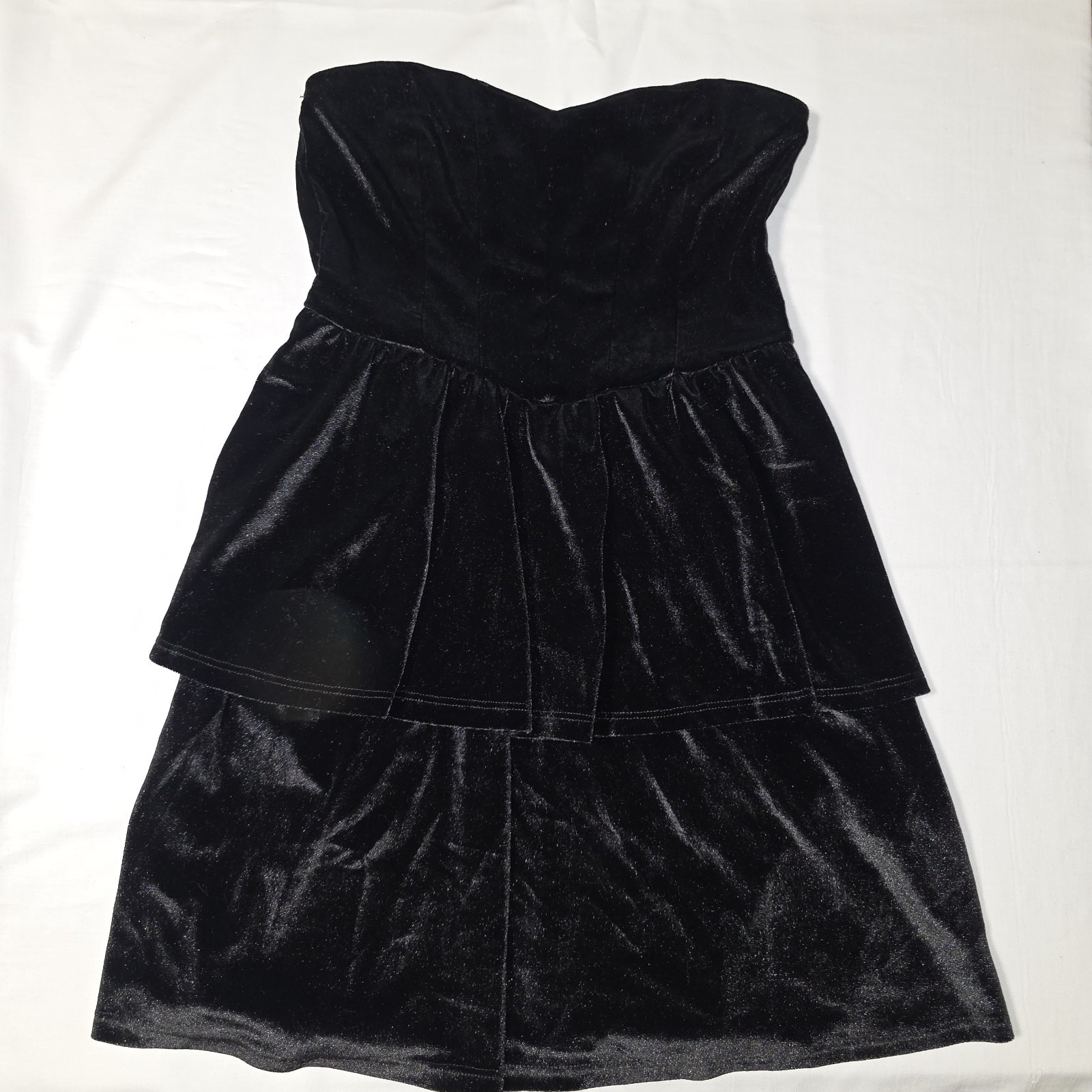 Originality Black Strapless Velvet Ruffle Mini Party Dress Size Small