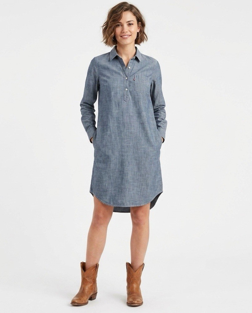Levi’s Shirt Dress Western Size Small Blue Chambray Long Sleeve 1/2 Snap Collar
