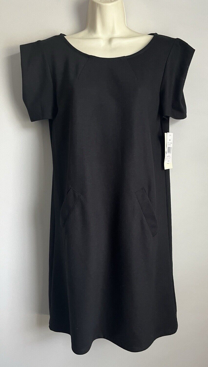New Sangria Scoop Neck Short Puff Sleeves Ponte Knit Cocktail Pocket Dress Sz. 8