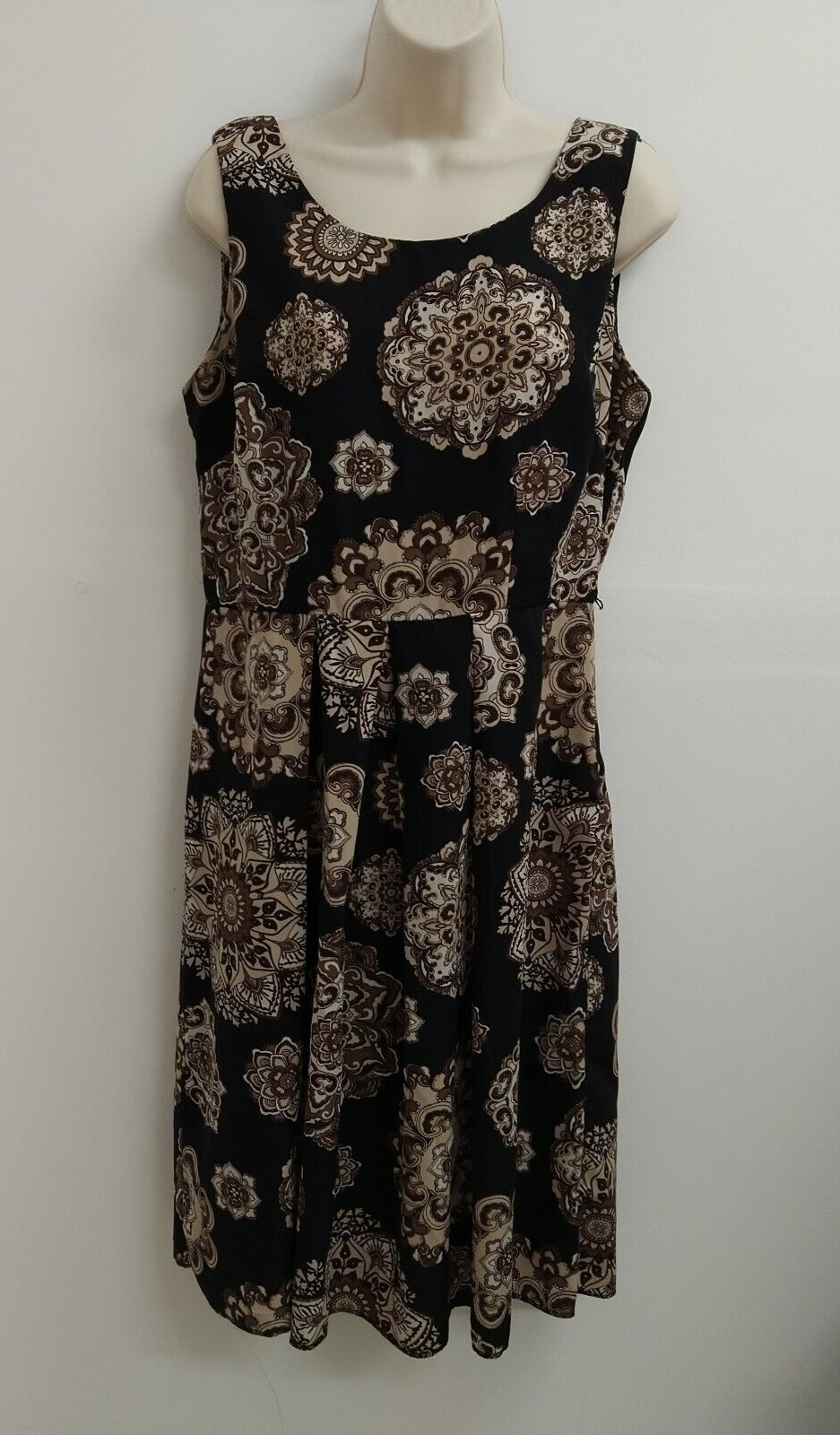 Studio I Dress Womens Size 8 Brown White Black Paisley Sleeveless Midi Ladies