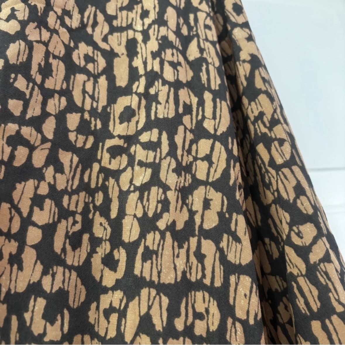 Rails Maple Dress Batik Cheetah Leopard Size Medium Long Sleeve Cinch Midi Dress