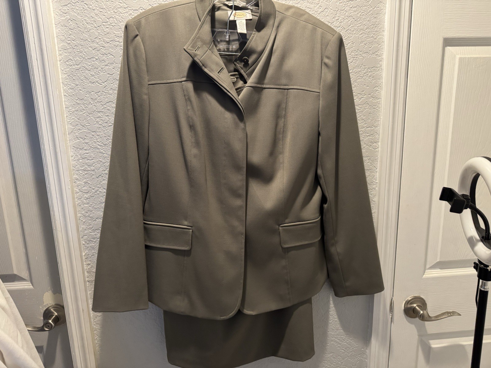 Vtg Talbots 2 Piece Skirt & Jacket Set 12P Olive Green Career Workwear Suit USA