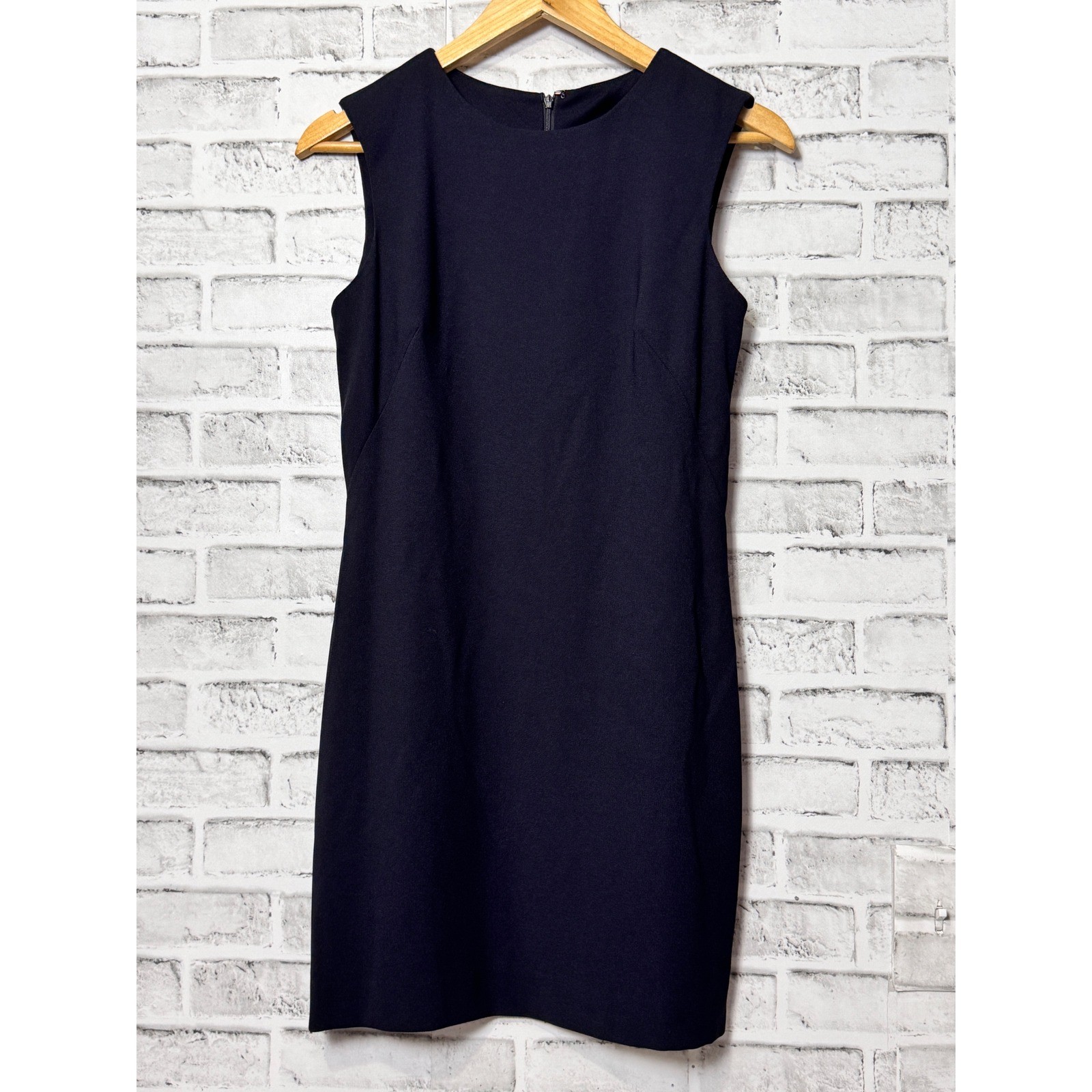 Nicole Miller Navy Blue Sleeveless Shift Dress Size 4 Mini Sheath Zipper Back