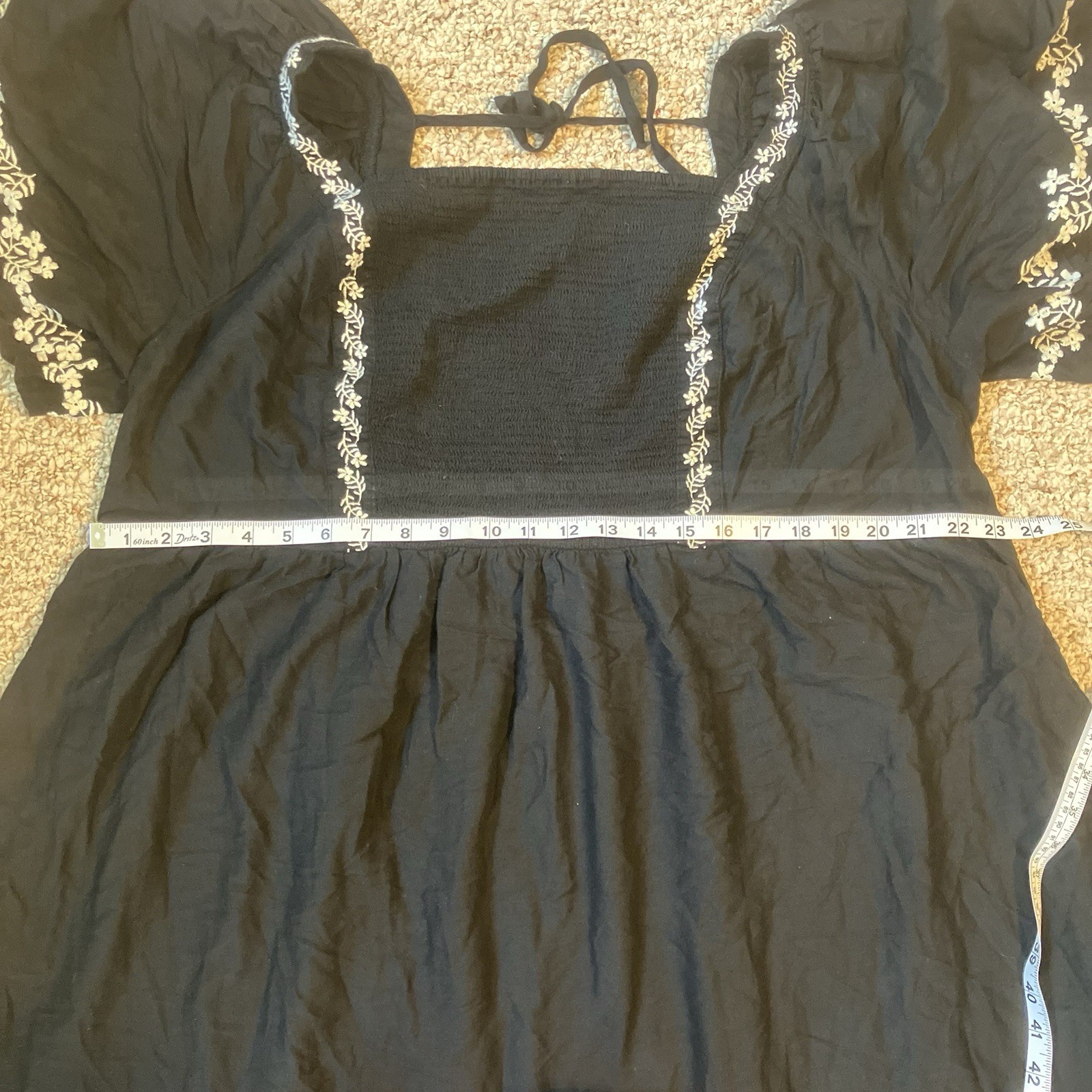 Old Navy Womens Flutter Sleeve Dress Size 3X Black White Embroidered Peasant