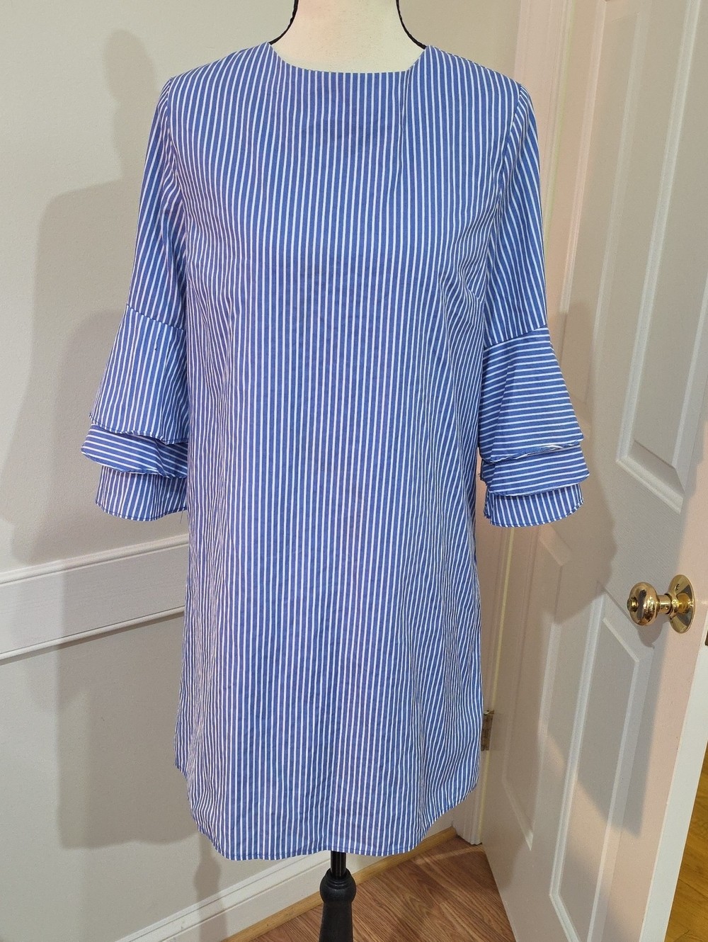 Bleuh Ciel Blue and White Vertical Pinstriped Bell Sleeve Tunic Dress – Size M
