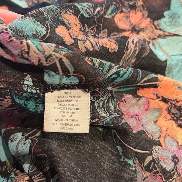Wishful Park Kimono Size Medium