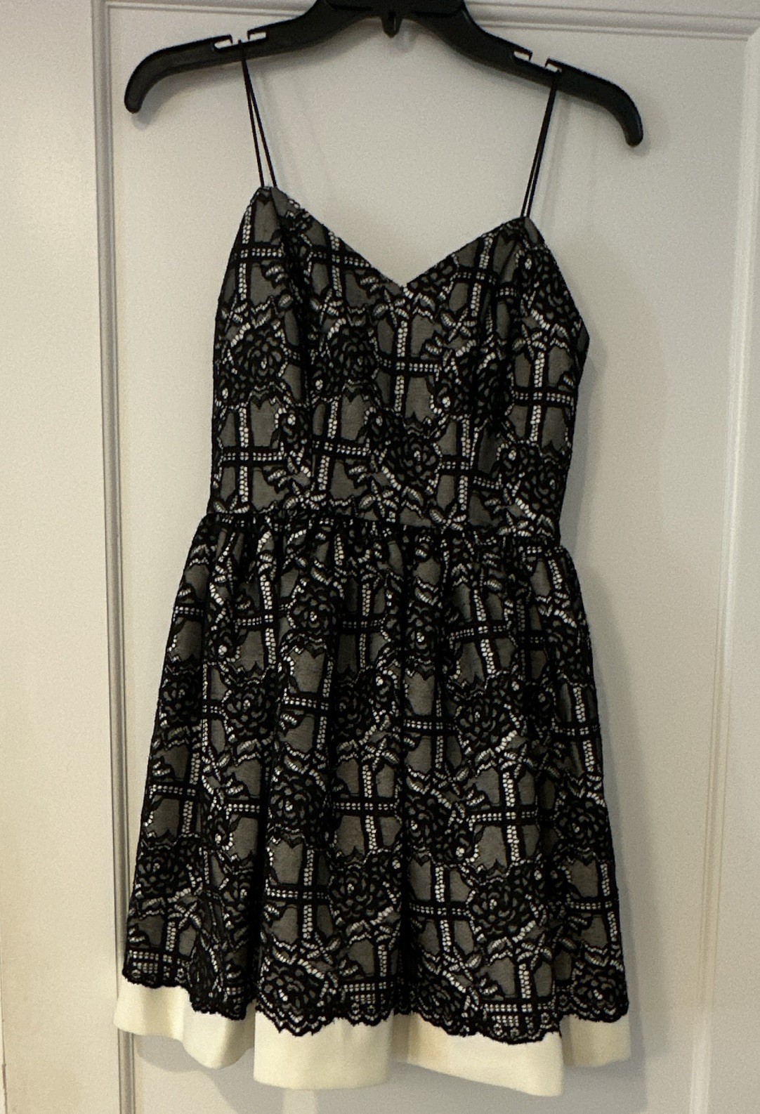 AQUA Fit & Flare Dress Sweetheart Spaghetti Strap Lace Floral Black/White S