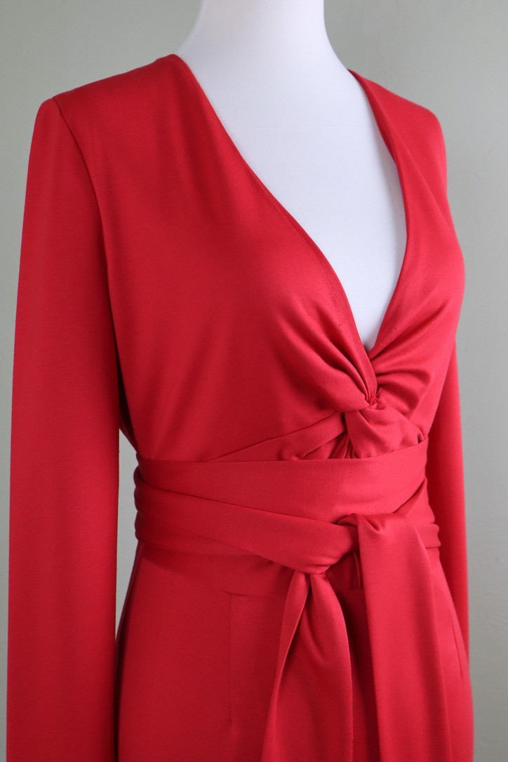 LDT $215 Solid Red Soft Stretch Tie Waist Knotted Belted Pencil Dress Size 8