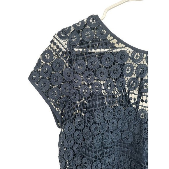 Loft Outlet Navy Blue Crochet Lace Medallion Shift Dress Size 4 Tie Back Zip