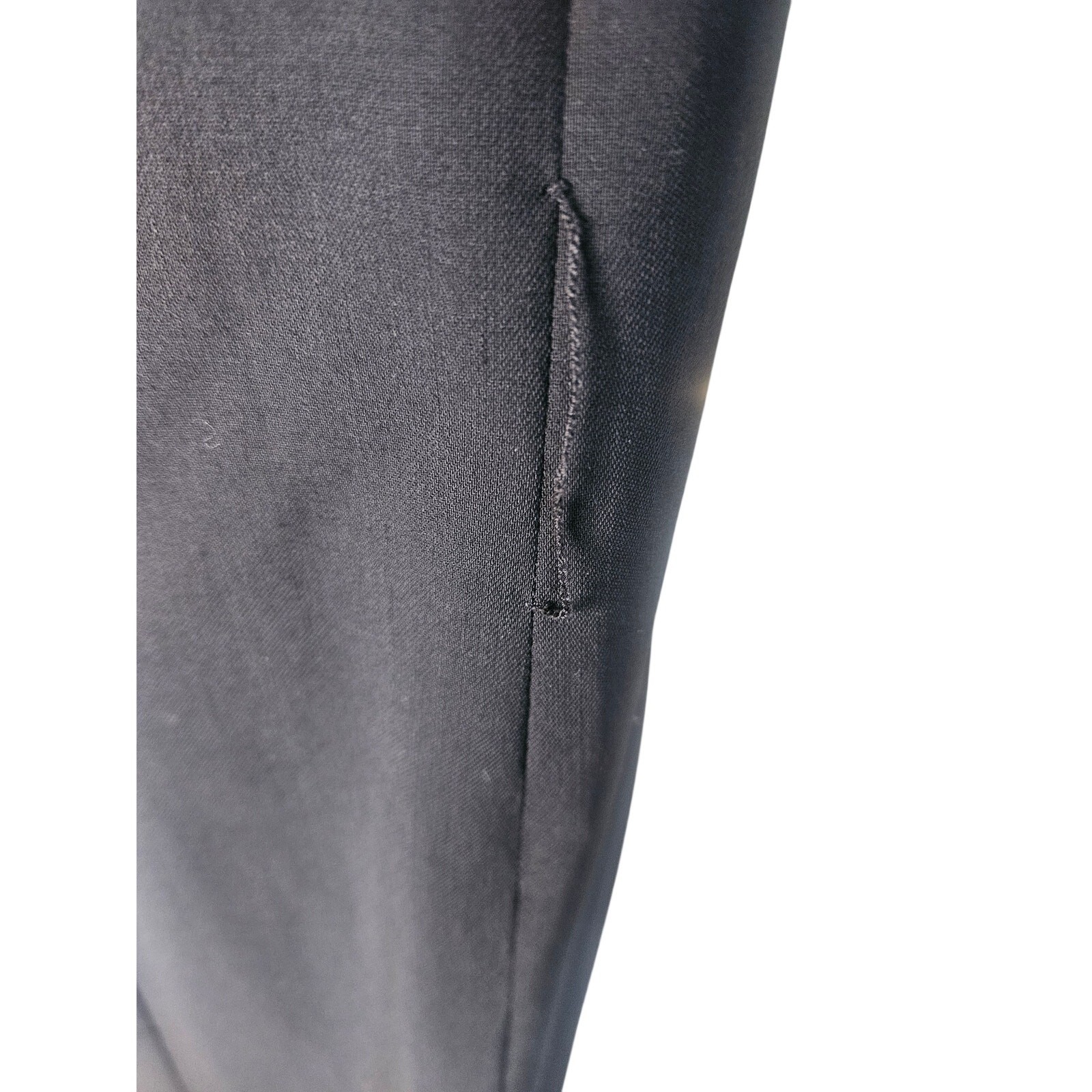 Akris Punto Black Shift Dress Sz L Lined Front Zip Up Above the Knee Lgth