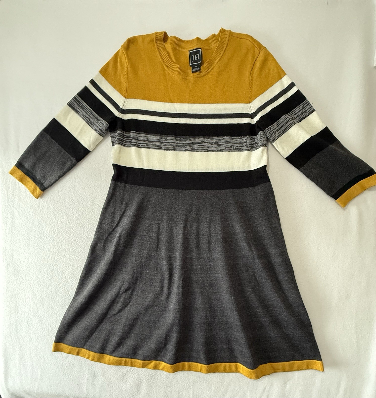 JH Women’s Sweater Dress Size XLGray Yellow Cream Striped Fit & Flare 3/4 Sleeve