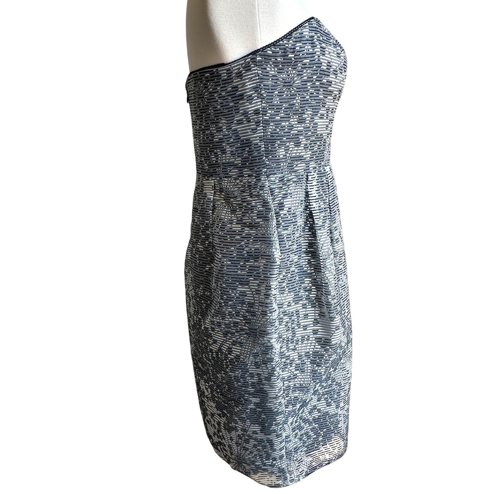 Adrianna Papell strapless sheath dress sweetheart print with puff hem Cocktail