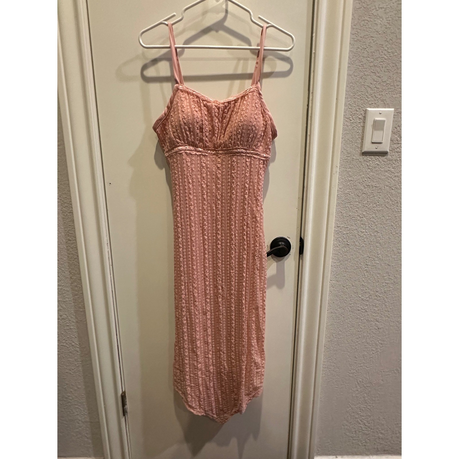 No Boundaries Pink Lace Shimmer Midi Dress Adjustable Straps Handkerchief Hem M