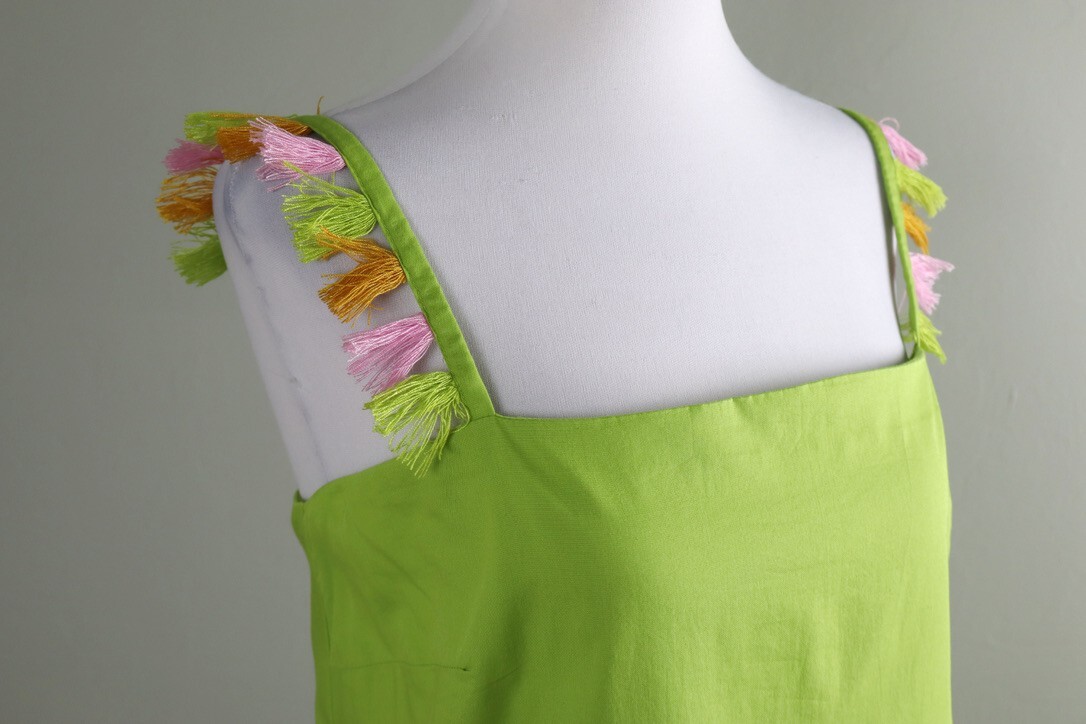 ANTHROPOLOGIE NWT $98 Lime Hartley Mini Tassel Fringe Shift Dress Size Medium