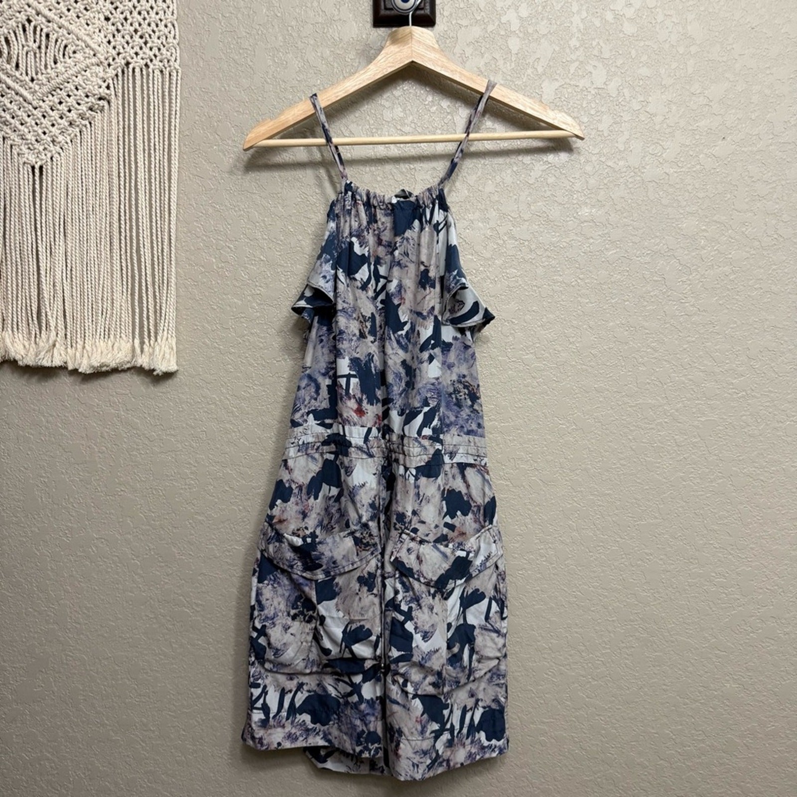 Martin +osa women sz 0 Boho Chic Abstract Ruffle Sundress dress