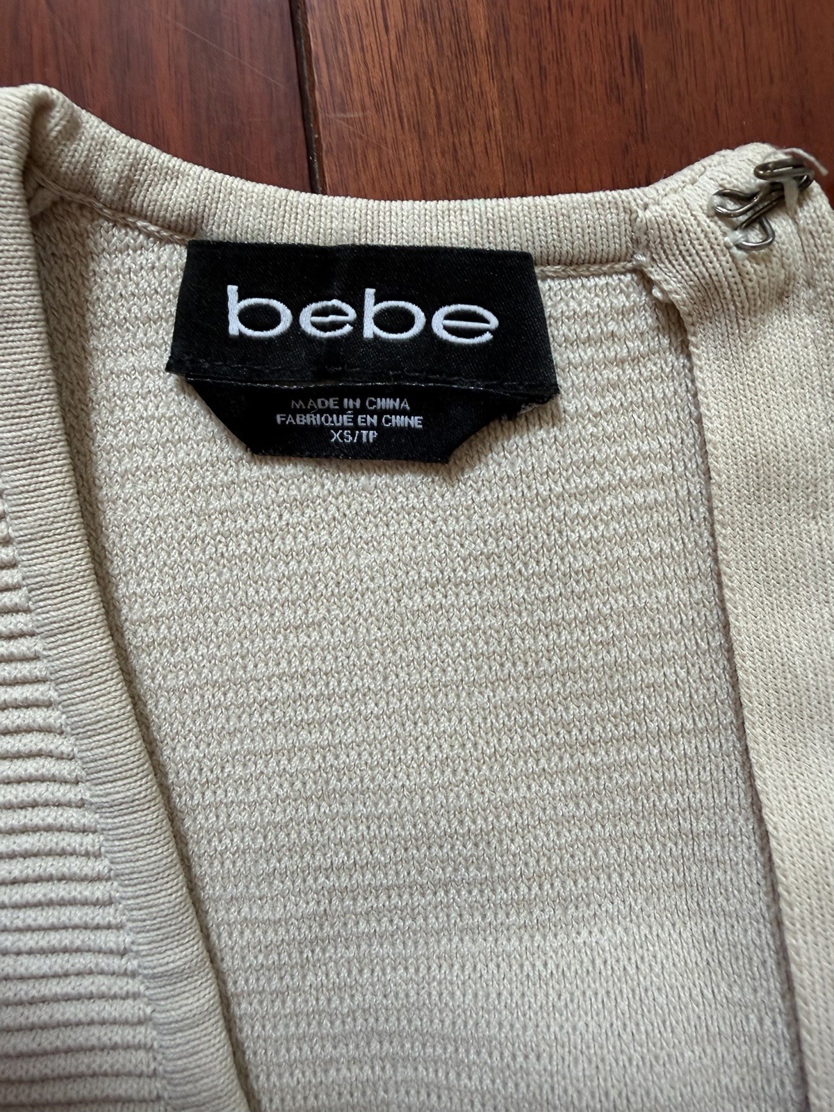 bebe XS/TP Beige Solid Knit Bodycon Dress Scoop Neck Knee Length Zip