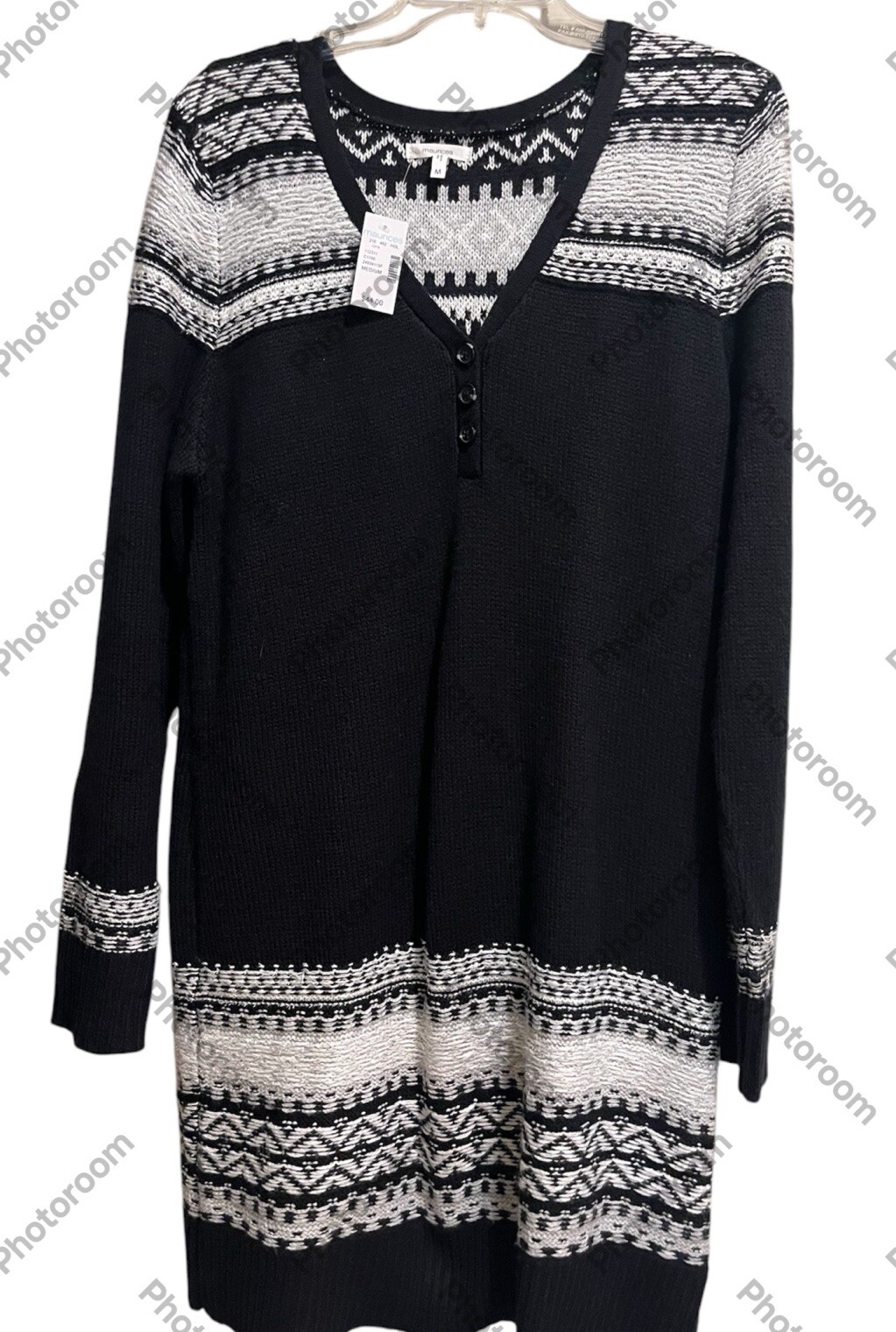 Maurices Women’s Size M NWT Sweater Dress V-neck Pullover Long Sleeve Black