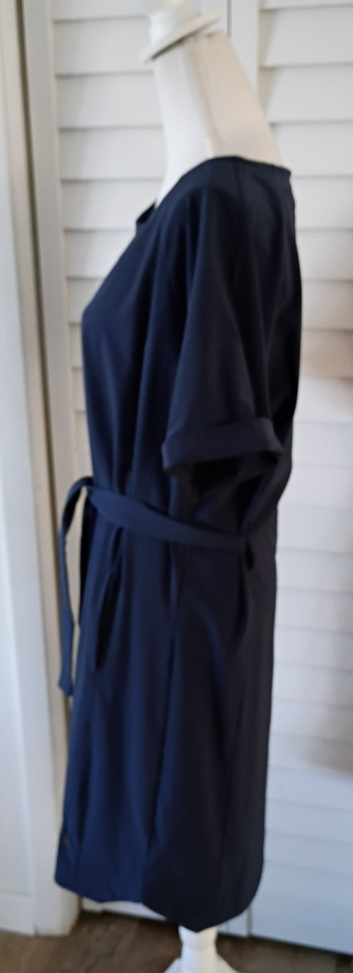 HH Helly Hansen Thalia Light Weight Wicking Stretch Navy Dress Swim Cover M