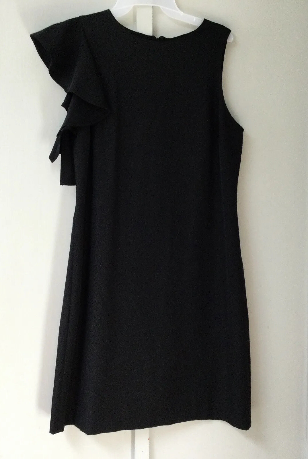 Julia Jordan Womens Size 10 Party Cocktail One Ruffle Sleeve Dress Black Crew