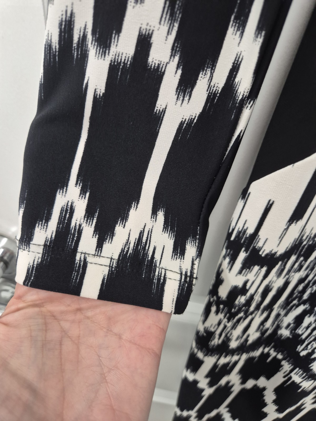 Picadilly Black White Geometric Bodycon Dress UK 8 10 Long Sleeve Stretch