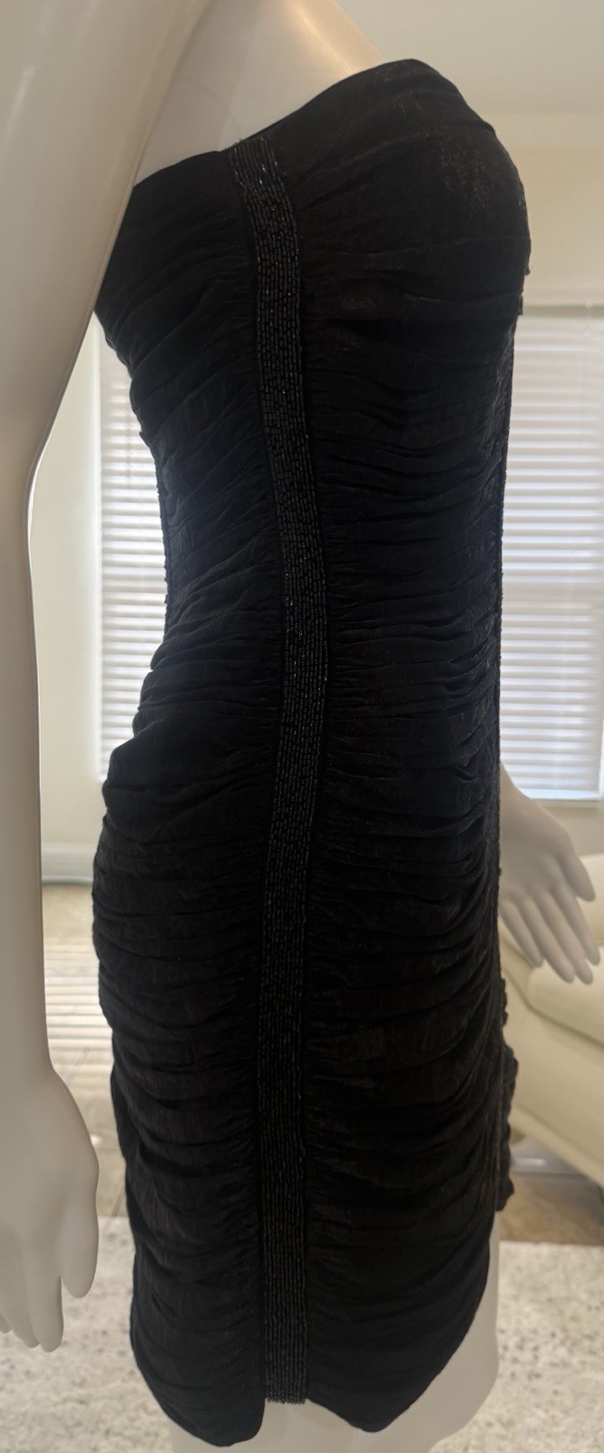 Laundry by Shelli Segal Black Satin Sweetheart Strapless Beaded Mini Dress Size2