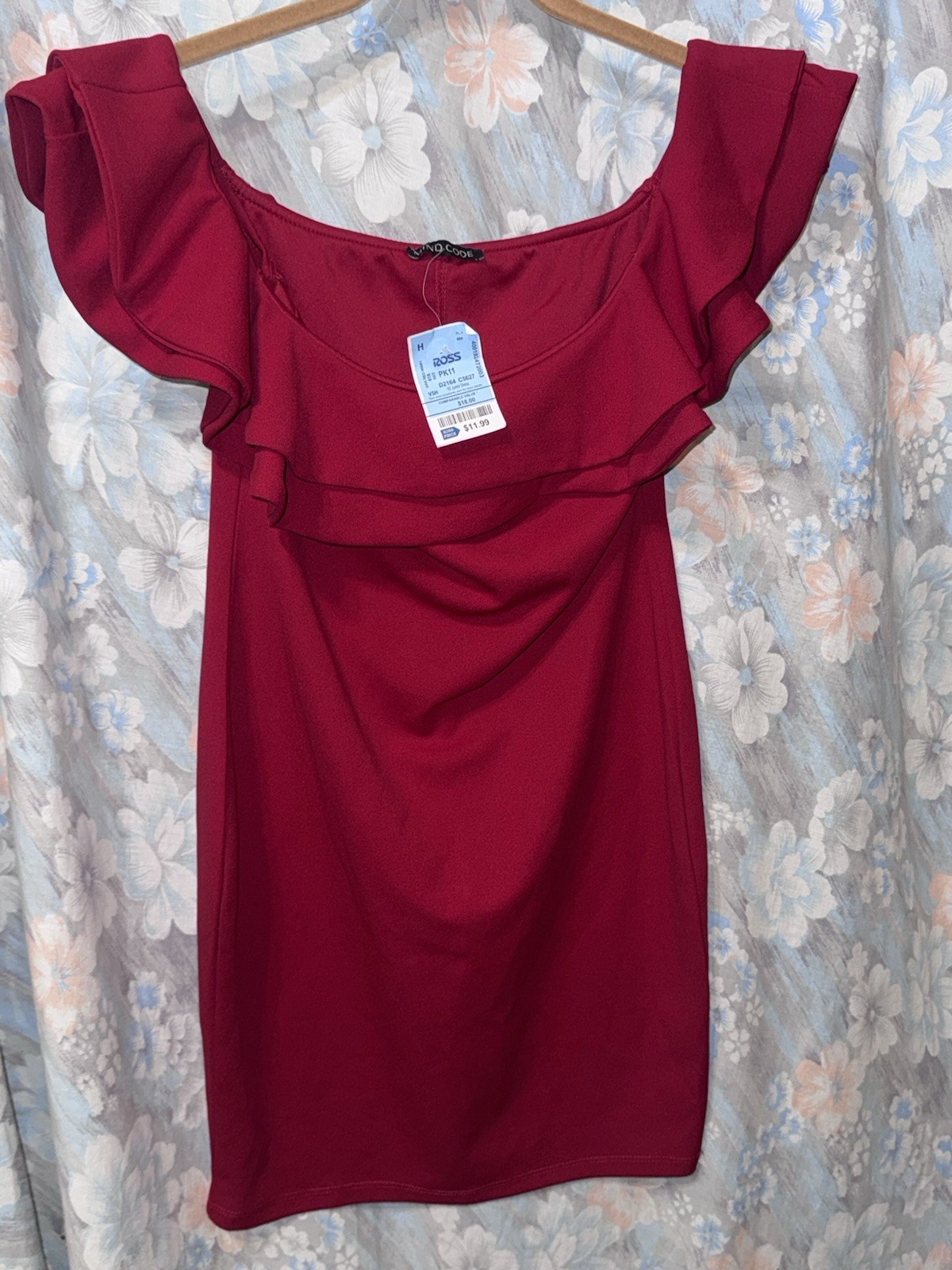 LOWERED PRICE Mind Code Women’s Bodycon Dress Burgundy Short Sleeveless Small